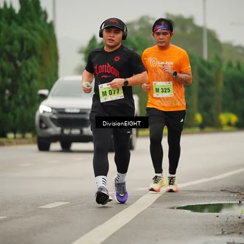 Runner Photo 8496669