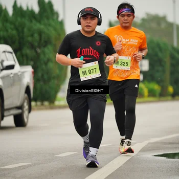 Runner Photo 8496686