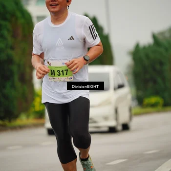Runner Photo 8496695