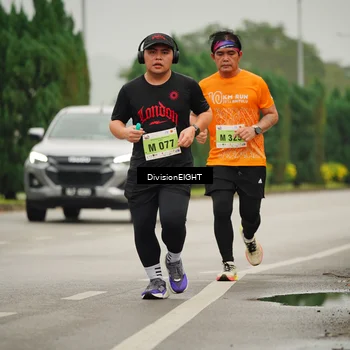 Runner Photo 8496703