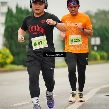 Runner Photo 8496705
