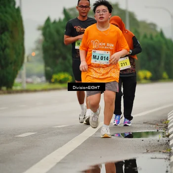 Runner Photo 8496710