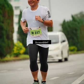 Runner Photo 8496757