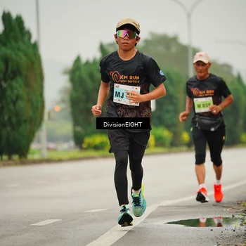 Runner Photo 8496758