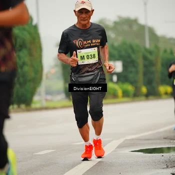 Runner Photo 8496773