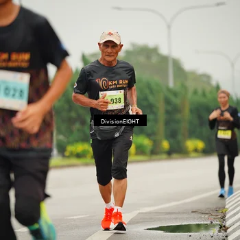 Runner Photo 8496776