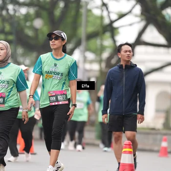Runner Photo 8496811