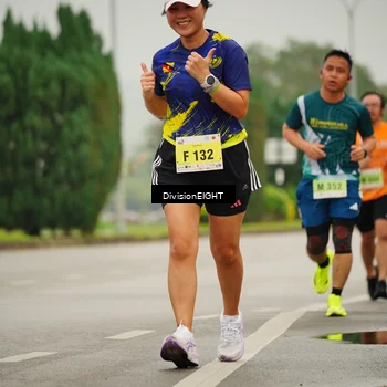 Runner Photo 8496836