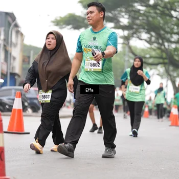 Runner Photo 8496875