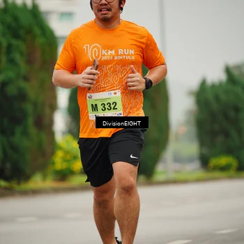 Runner Photo 8496885