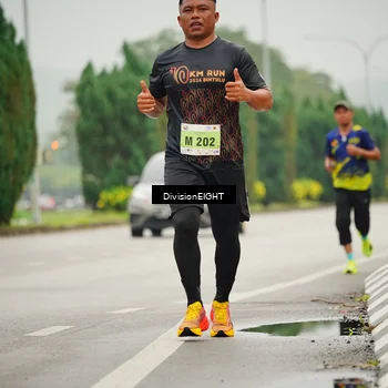 Runner Photo 8496944