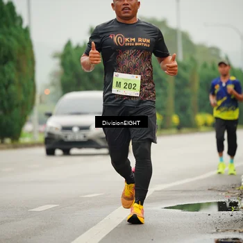 Runner Photo 8496995