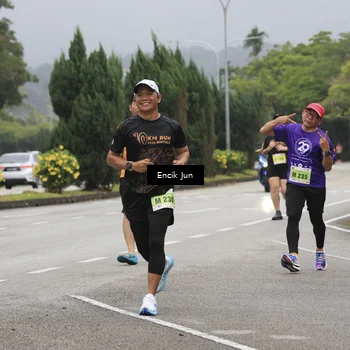 Runner Photo 8497048