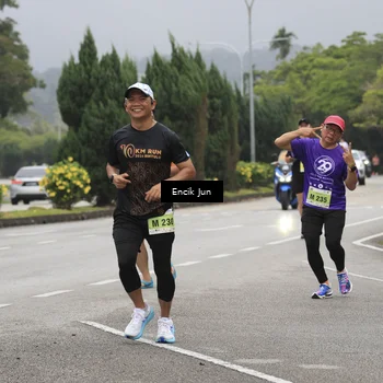 Runner Photo 8497053