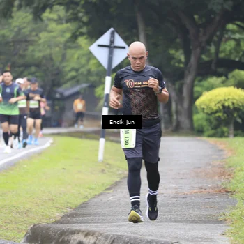 Runner Photo 8497172