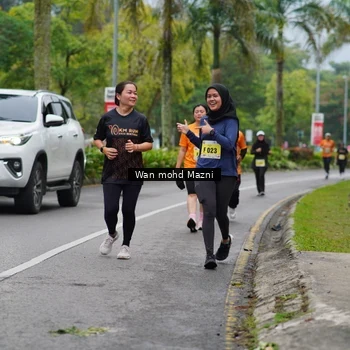 Runner Photo 8497222