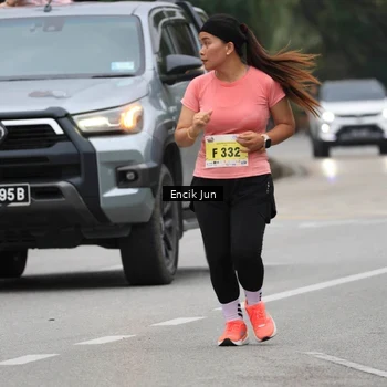 Runner Photo 8497274