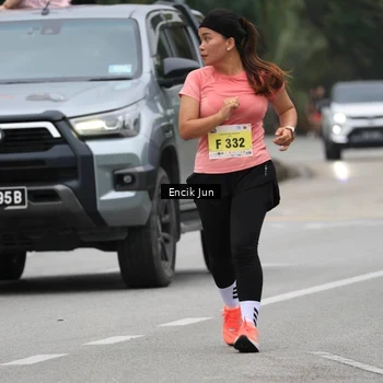 Runner Photo 8497281