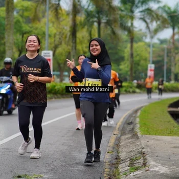 Runner Photo 8497301