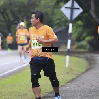 Runner Photo 8497330