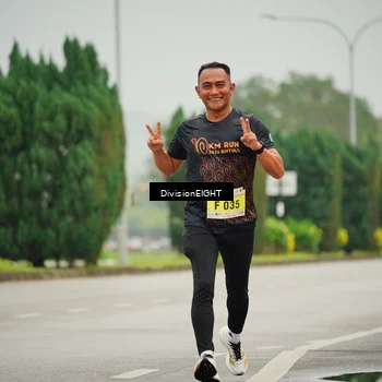 Runner Photo 8497362