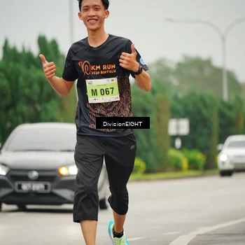 Runner Photo 8497367