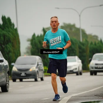 Runner Photo 8497452