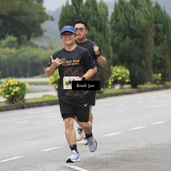 Runner Photo 8497506