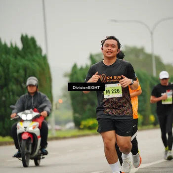 Runner Photo 8497535