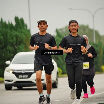 Runner Photo 8497615