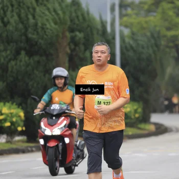 Runner Photo 8497718