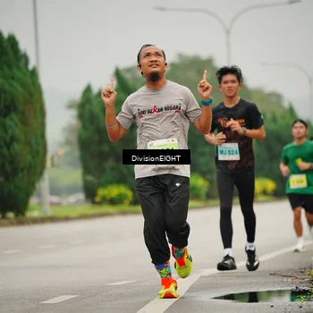 Runner Photo 8497735