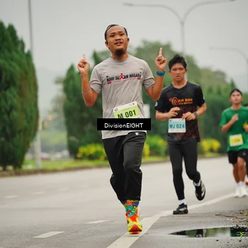 Runner Photo 8497745