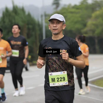 Runner Photo 8497750