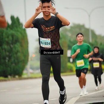 Runner Photo 8497825