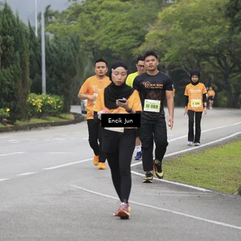 Runner Photo 8497835