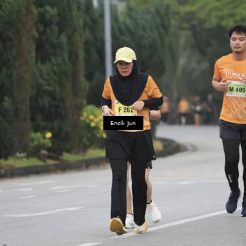 Runner Photo 8498002