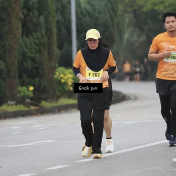 Runner Photo 8498010