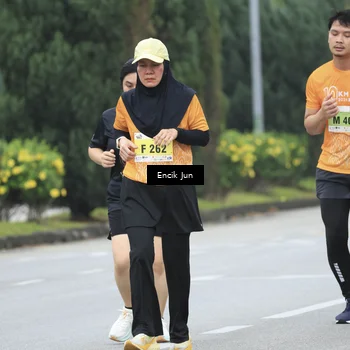 Runner Photo 8498019