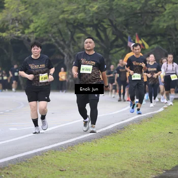 Runner Photo 8498070