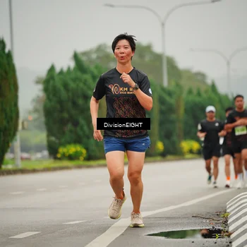 Runner Photo 8498090