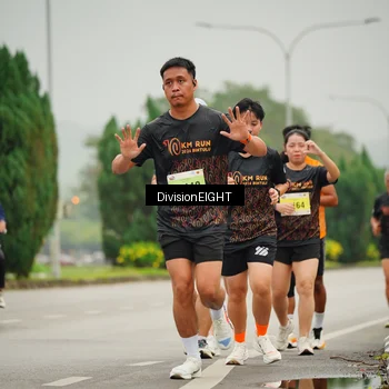 Runner Photo 8498171