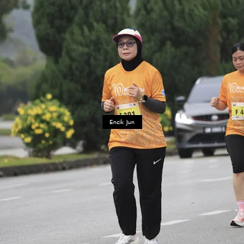 Runner Photo 8498236