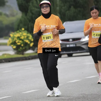 Runner Photo 8498243