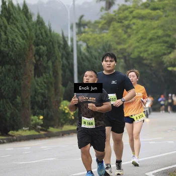 Runner Photo 8498260