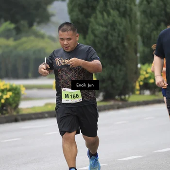 Runner Photo 8498273