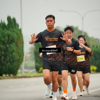 Runner Photo 8498299