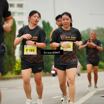 Runner Photo 8498302