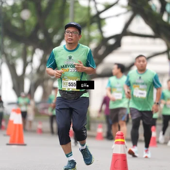 Runner Photo 8498321