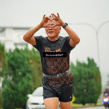 Runner Photo 8498336